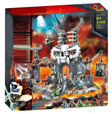 Конструктор Подземелье колдуна-скелета  / НиндзяГо 835 деталей (NinjaGo 61066)